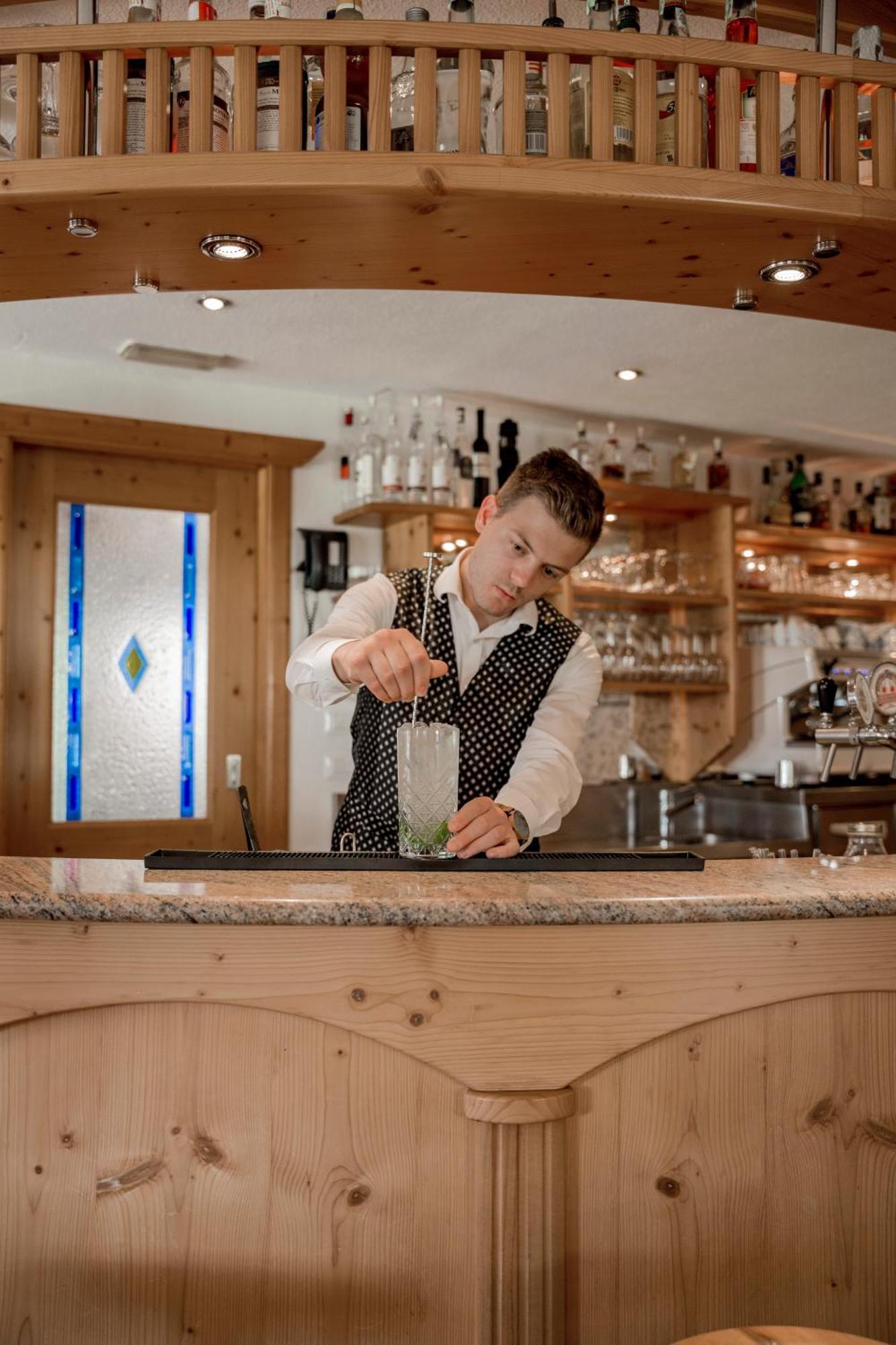 Dolmites Nature Hotel Vigilerhof Сьюзі Екстер'єр фото
