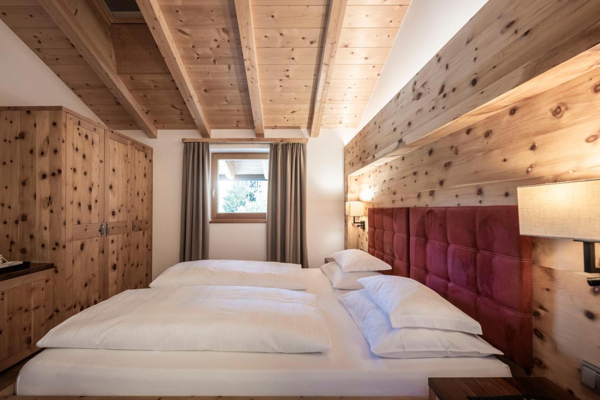 Dolmites Nature Hotel Vigilerhof Сьюзі Екстер'єр фото
